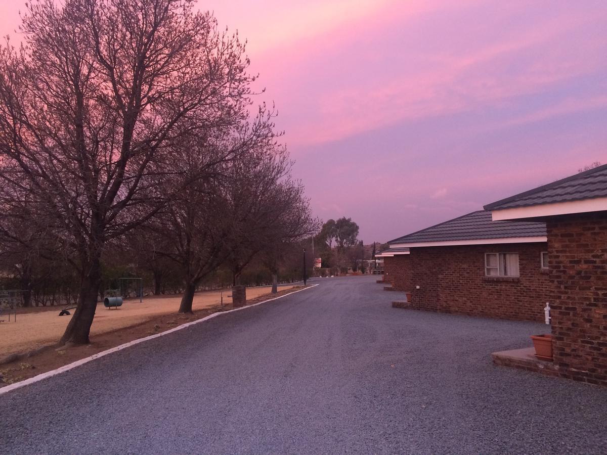 Sunset Chalets Colesberg Zewnętrze zdjęcie
